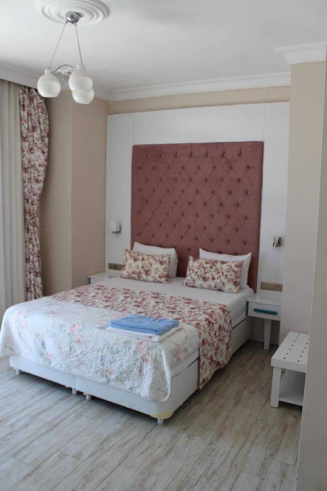 Derin Deniz Otel Karatas  Exterior foto